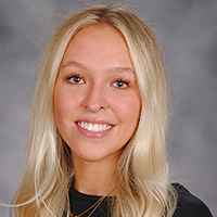 Lexie headshot