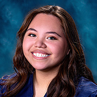 Alyssa headshot